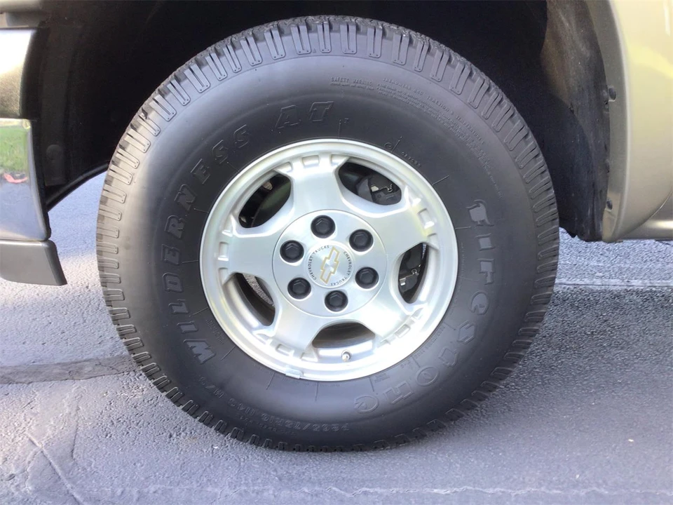 2001 Chevrolet Silverado 1st Gen - Image 9 of 15