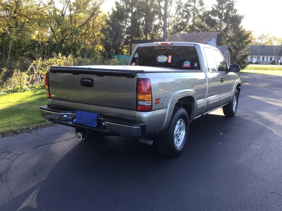 2001 Chevrolet Silverado 1st Gen - Image 11 of 15