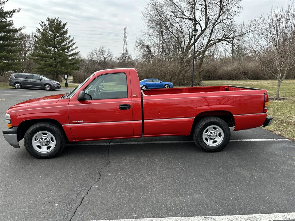 2001 Chevrolet Silverado 1st Gen - Image 10 of 31