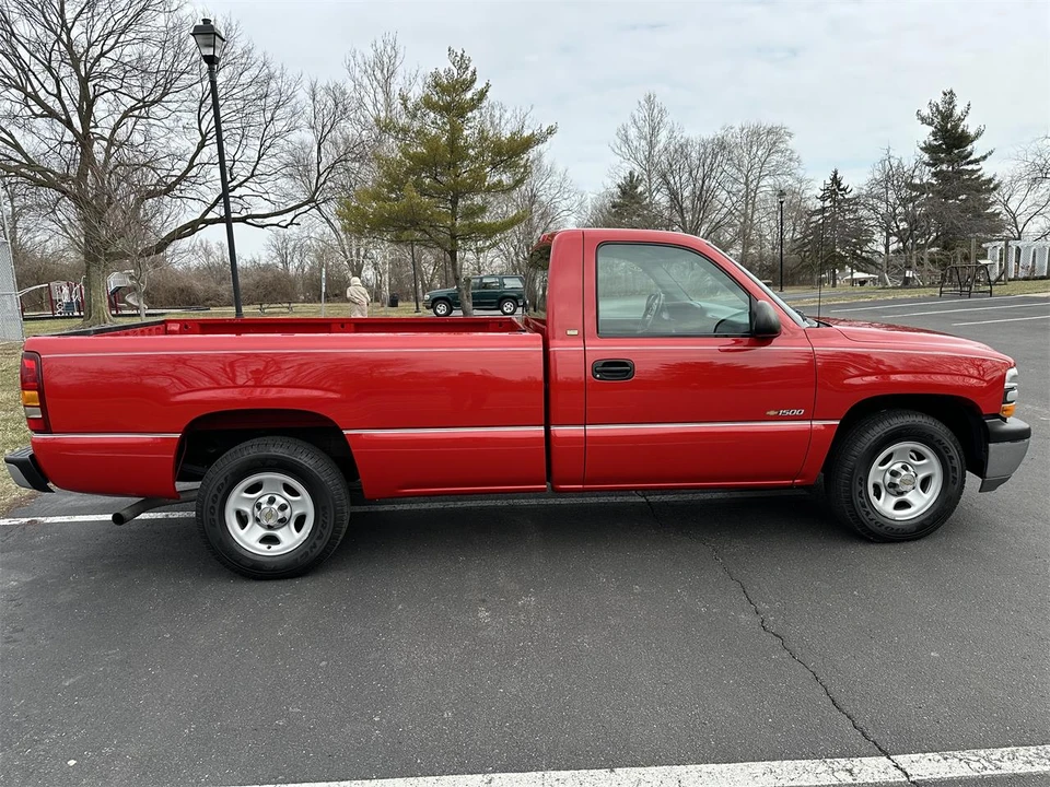 2001 Chevrolet Silverado 1st Gen - Image 13 of 31