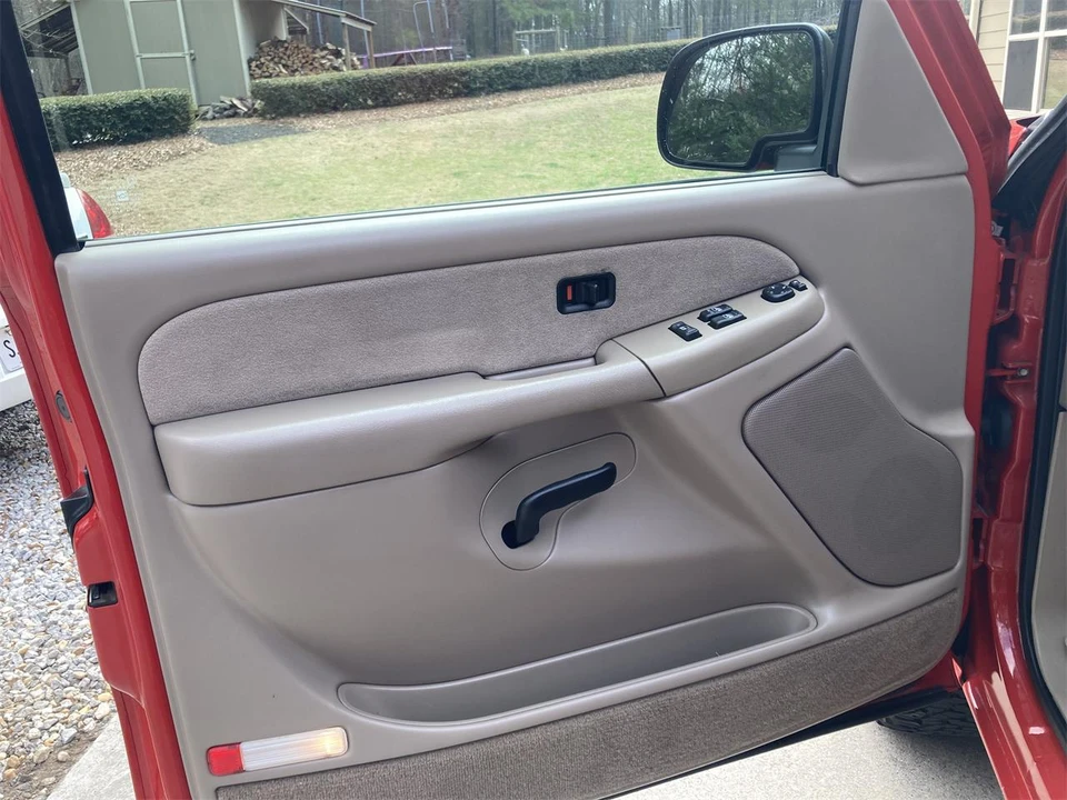 2001 Chevrolet Silverado 1st Gen - Image 11 of 23