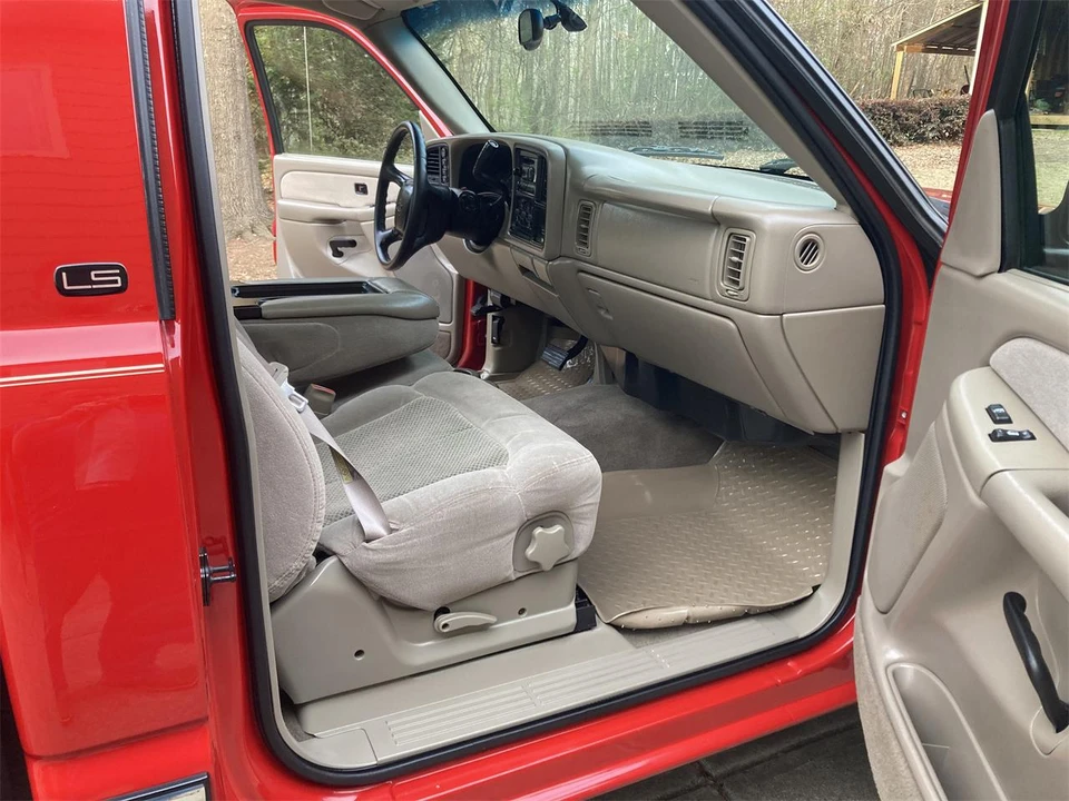 2001 Chevrolet Silverado 1st Gen - Image 18 of 23