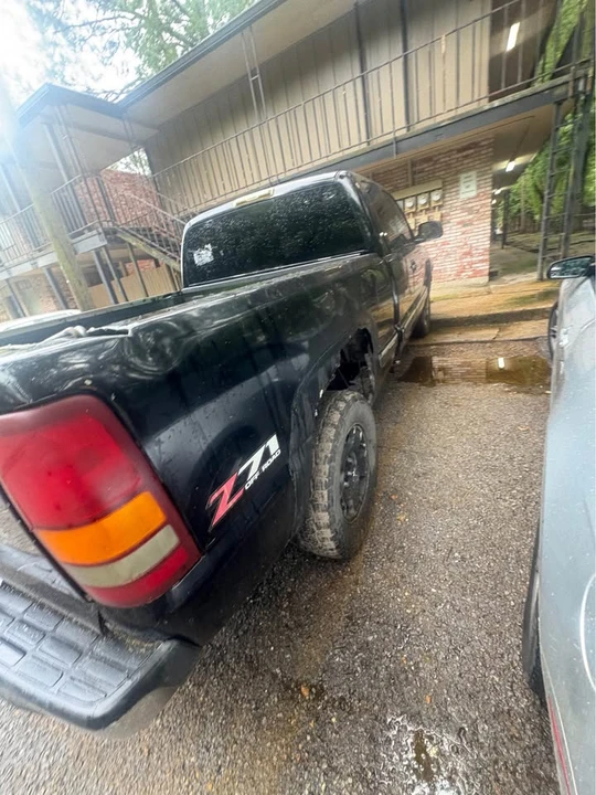 2001 Chevrolet Silverado - Image 6 of 6