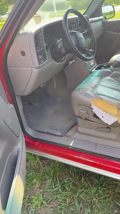 2001 Chevrolet Silverado - Image 11 of 11