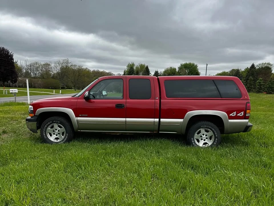 2001 Chevrolet Silverado - Image 10 of 11