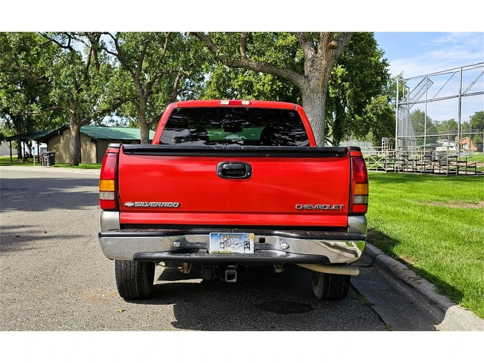 2001 Chevrolet Silverado 1st Gen - Image 4 of 31
