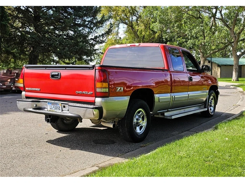 2001 Chevrolet Silverado 1st Gen - Image 5 of 31