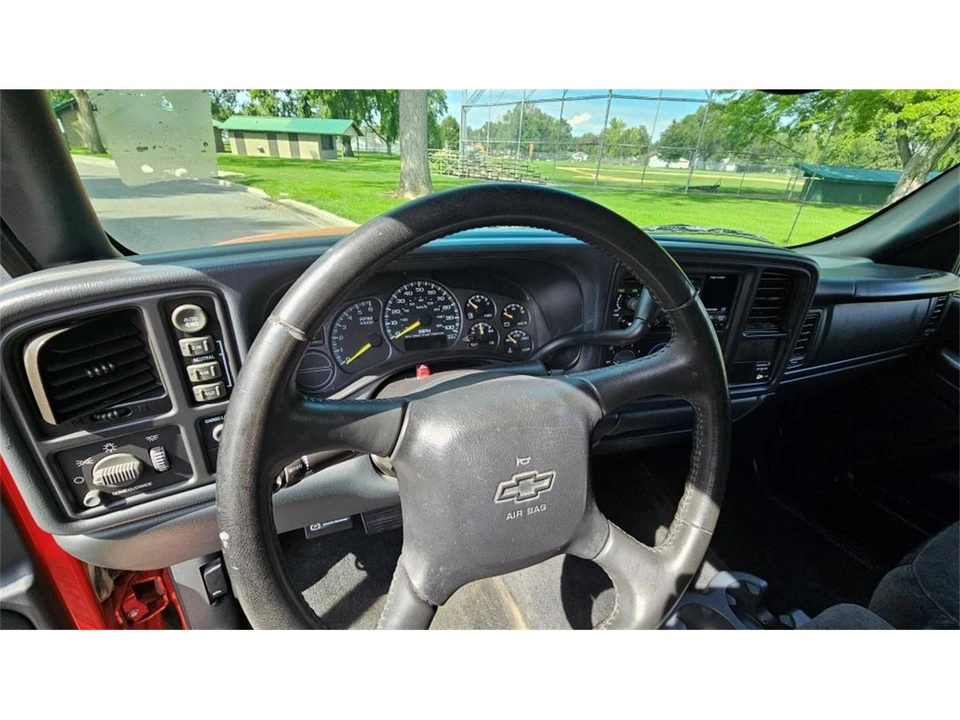2001 Chevrolet Silverado 1st Gen - Image 19 of 31