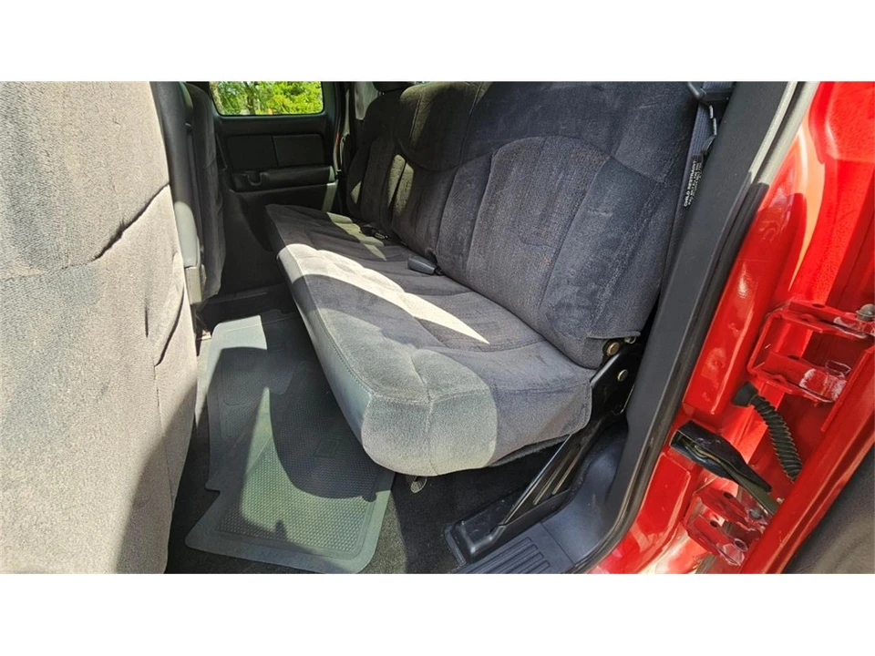 2001 Chevrolet Silverado 1st Gen - Image 25 of 31