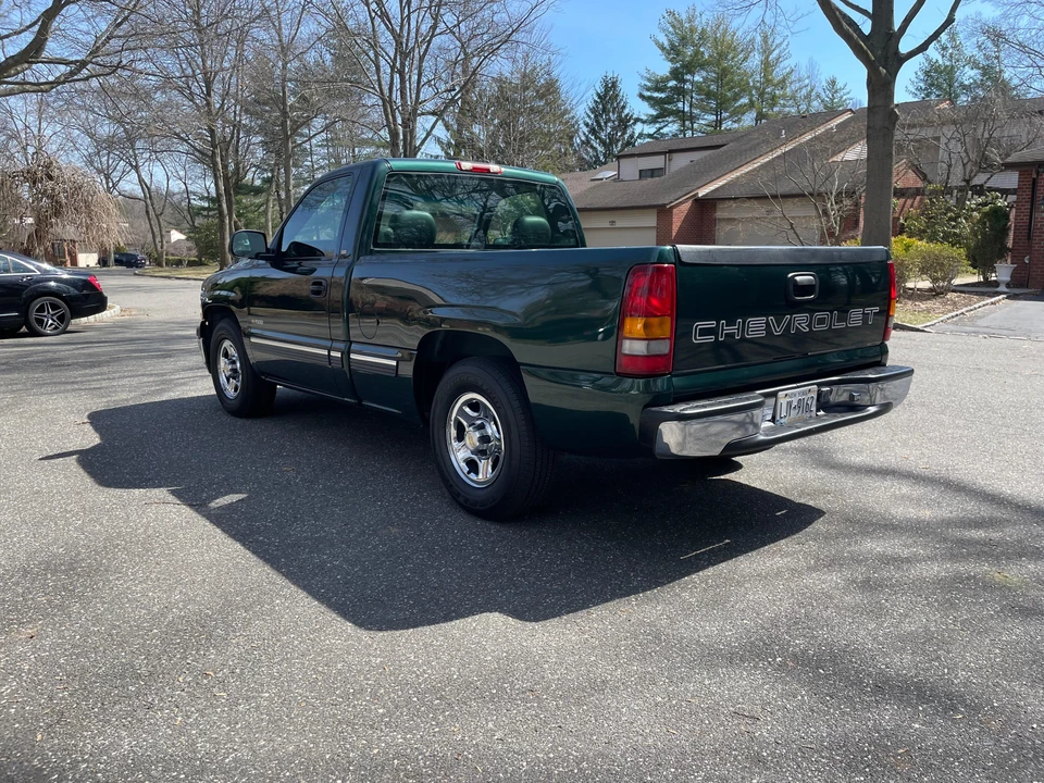 2001 Chevrolet Silverado 1st Gen - Image 8 of 31