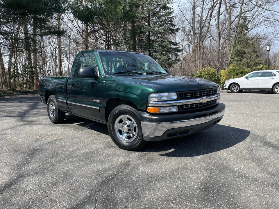 2001 Chevrolet Silverado 1st Gen - Image 11 of 31