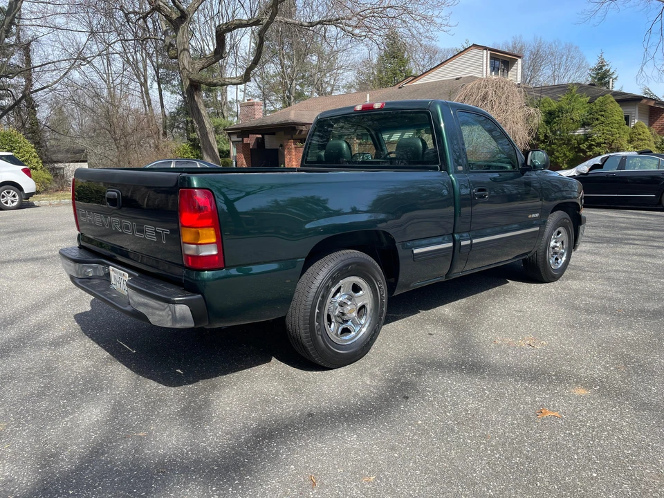 2001 Chevrolet Silverado 1st Gen - Image 9 of 31