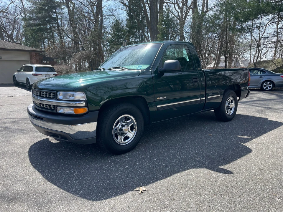 2001 Chevrolet Silverado 1st Gen - Image 6 of 31