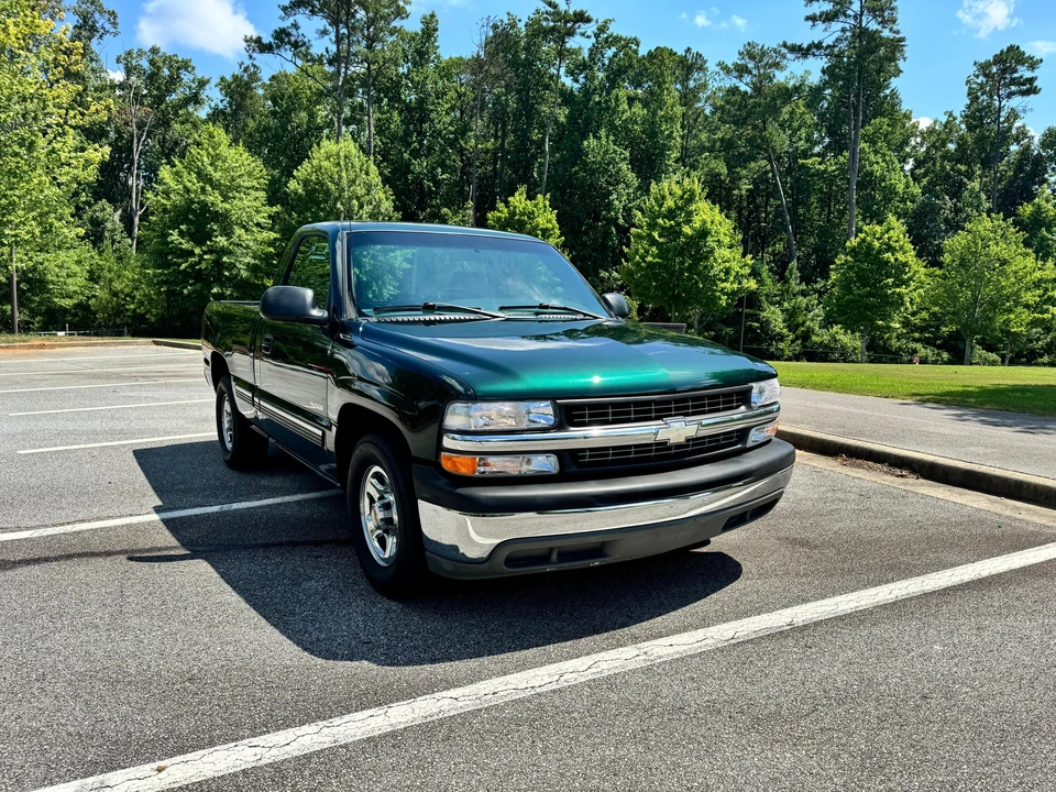 2001 Chevrolet Silverado 1st Gen - Image 9 of 31