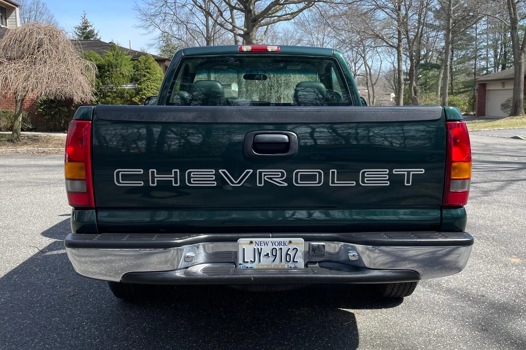 2001 Chevrolet Silverado 1st Gen - Image 5 of 31