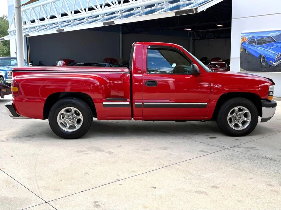 2001 Chevrolet Silverado 1st Gen - Image 5 of 31