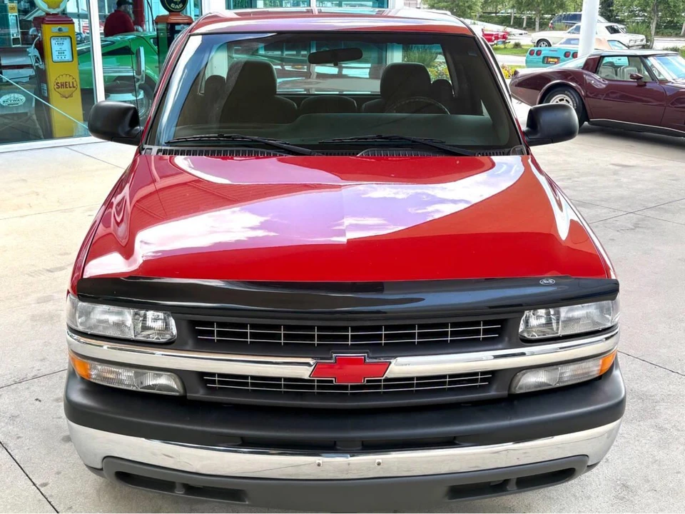 2001 Chevrolet Silverado 1st Gen - Image 3 of 31