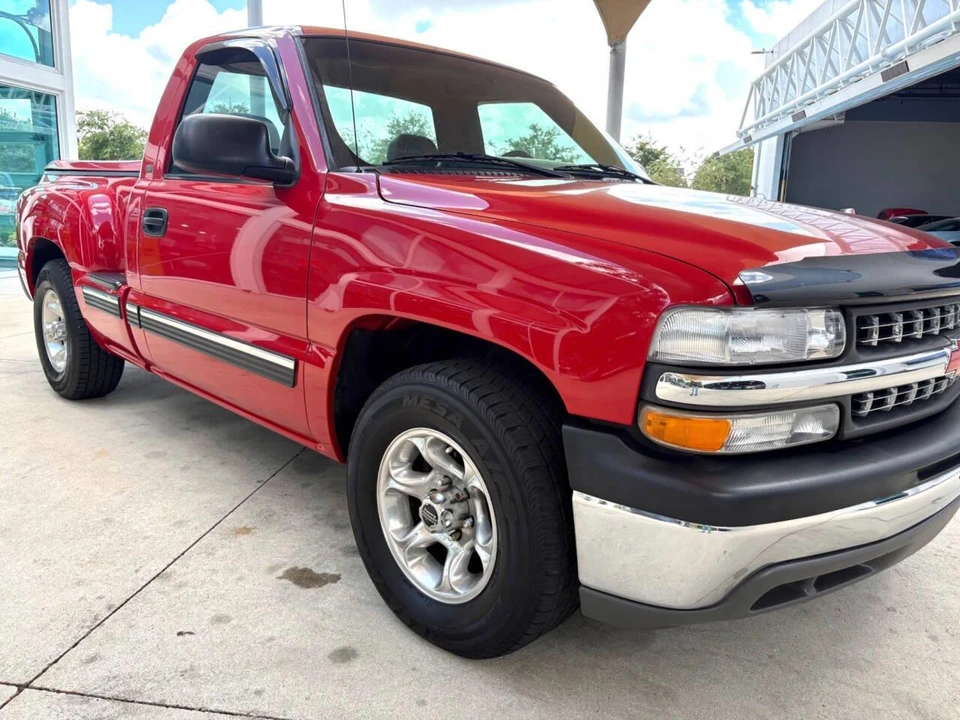 2001 Chevrolet Silverado 1st Gen - Image 18 of 31