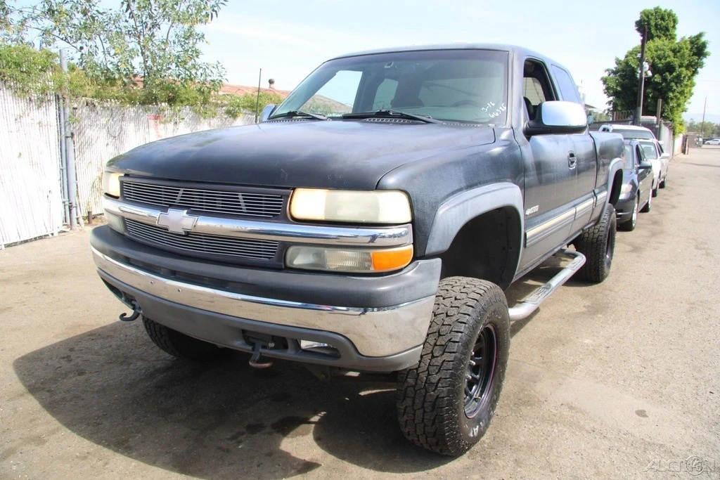 2001 Chevrolet Silverado 1st Gen - Image 2 of 21