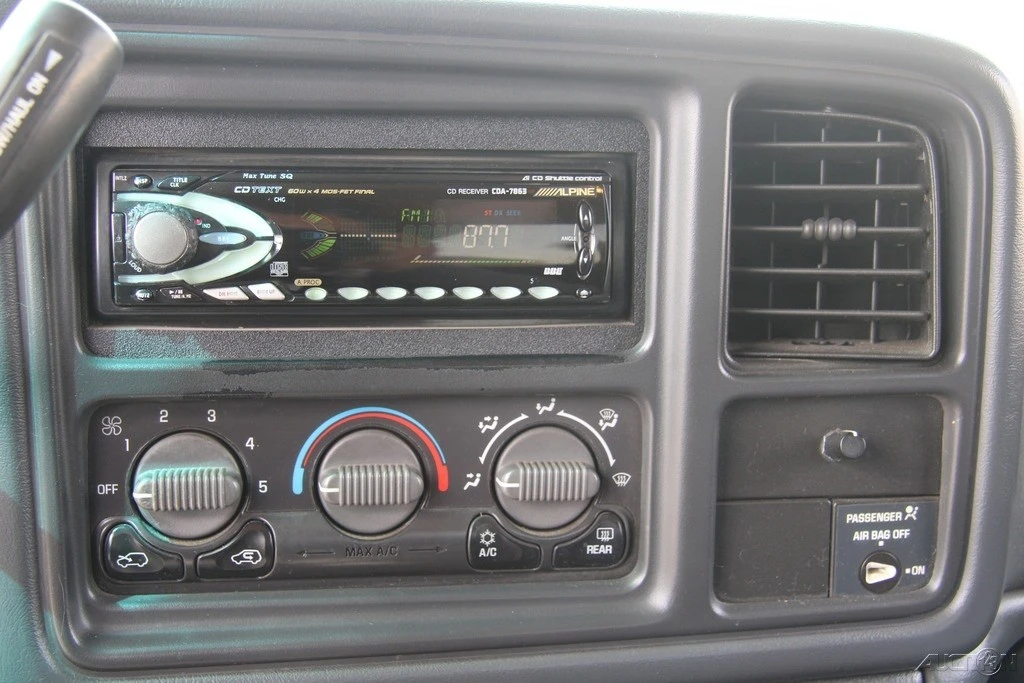 2001 Chevrolet Silverado 1st Gen - Image 20 of 21