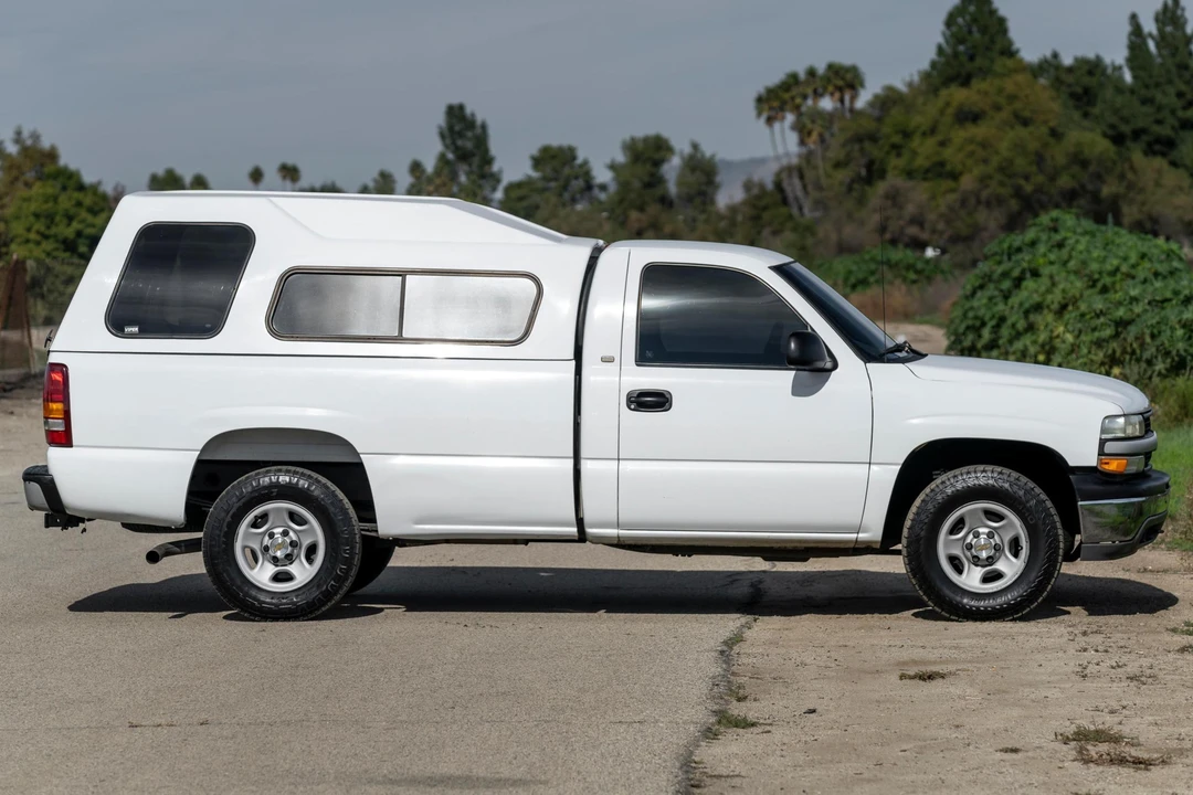 2001 Chevrolet Silverado 1st Gen - Image 3 of 21