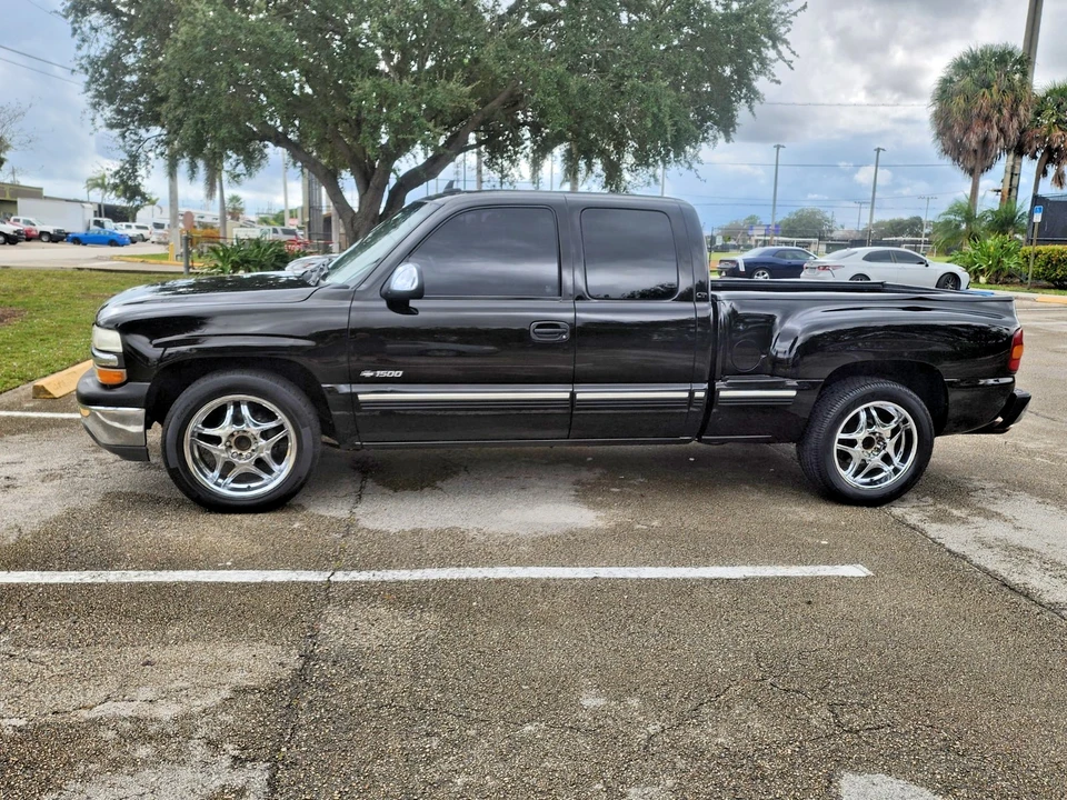 2001 Chevrolet Silverado 1st Gen - Image 5 of 21