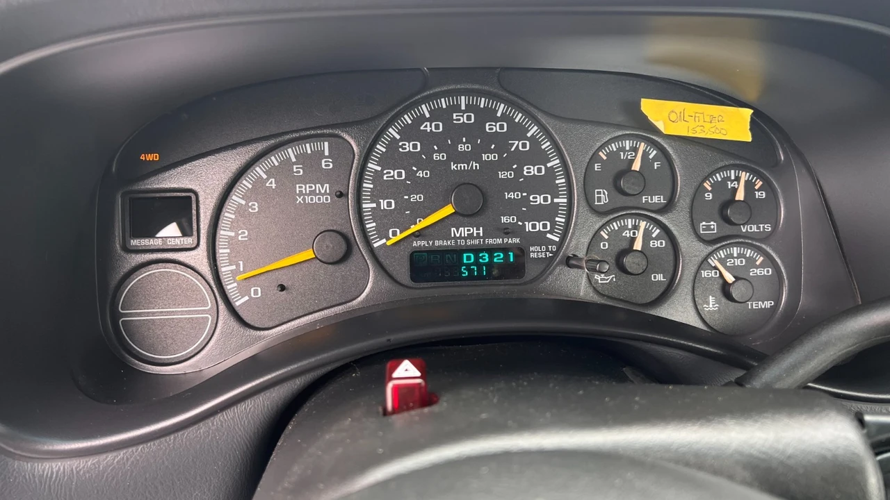 2001 Chevrolet Silverado 1st Gen - Image 10 of 19