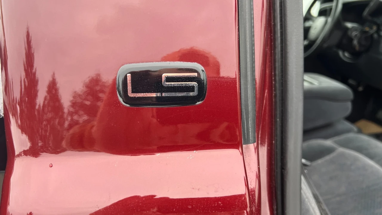 2001 Chevrolet Silverado 1st Gen - Image 13 of 19