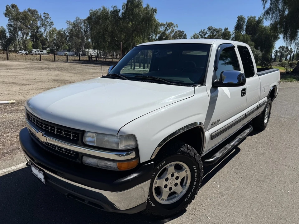 2001 Chevrolet Silverado 1st Gen - Image 5 of 21