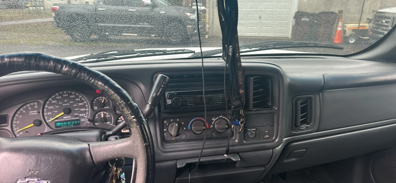 2001 Chevrolet Silverado 1st Gen - Image 9 of 10