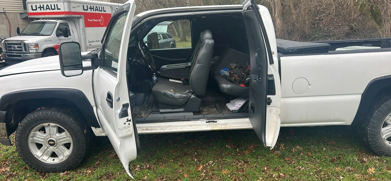 2001 Chevrolet Silverado 1st Gen - Image 4 of 10