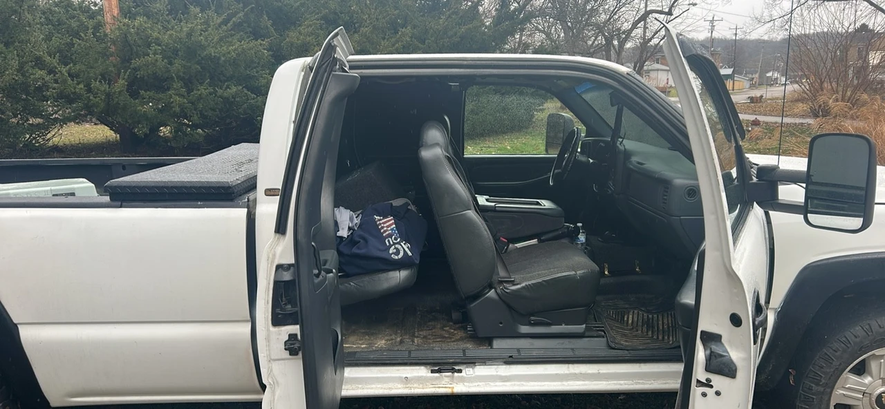 2001 Chevrolet Silverado 1st Gen - Image 5 of 10
