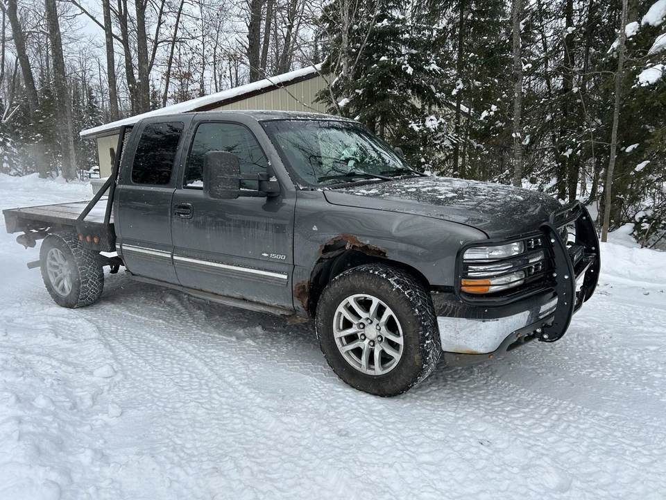 2001 Chevrolet Silverado 1st Gen - Image 9 of 16