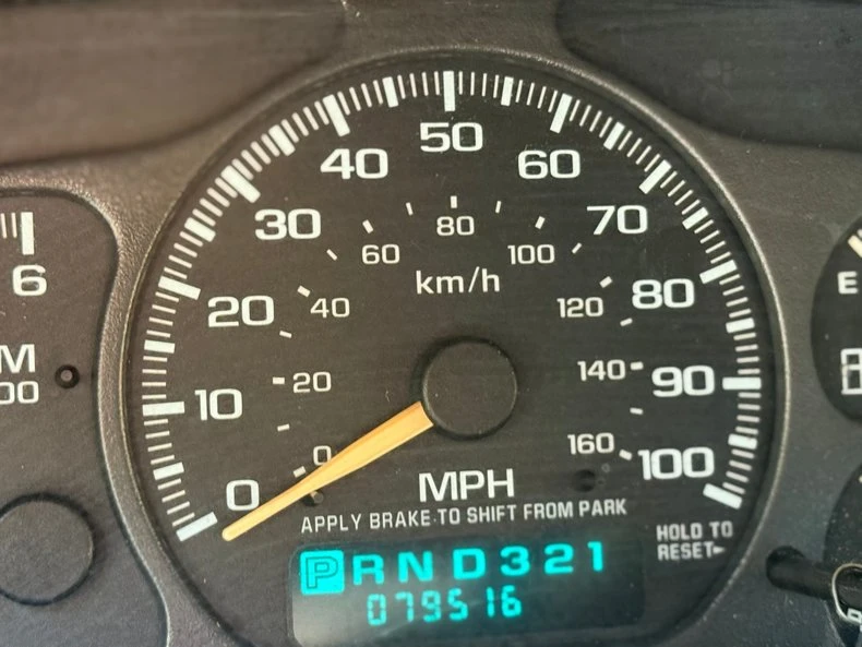 2001 Chevrolet Silverado 1st Gen - Image 9 of 12