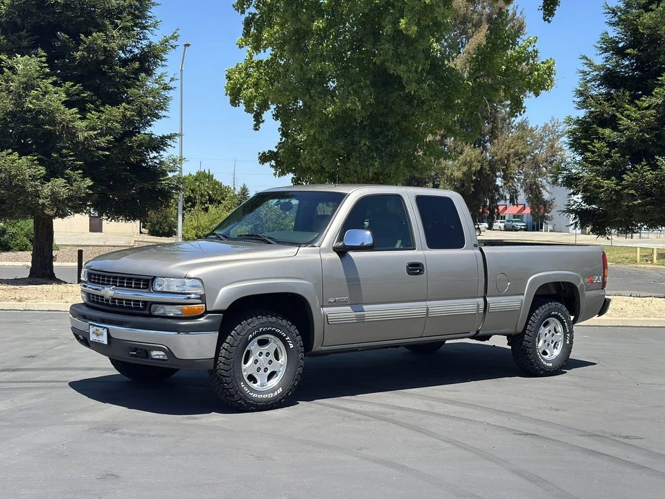 2001 Chevrolet Silverado 1st Gen - Image 4 of 31