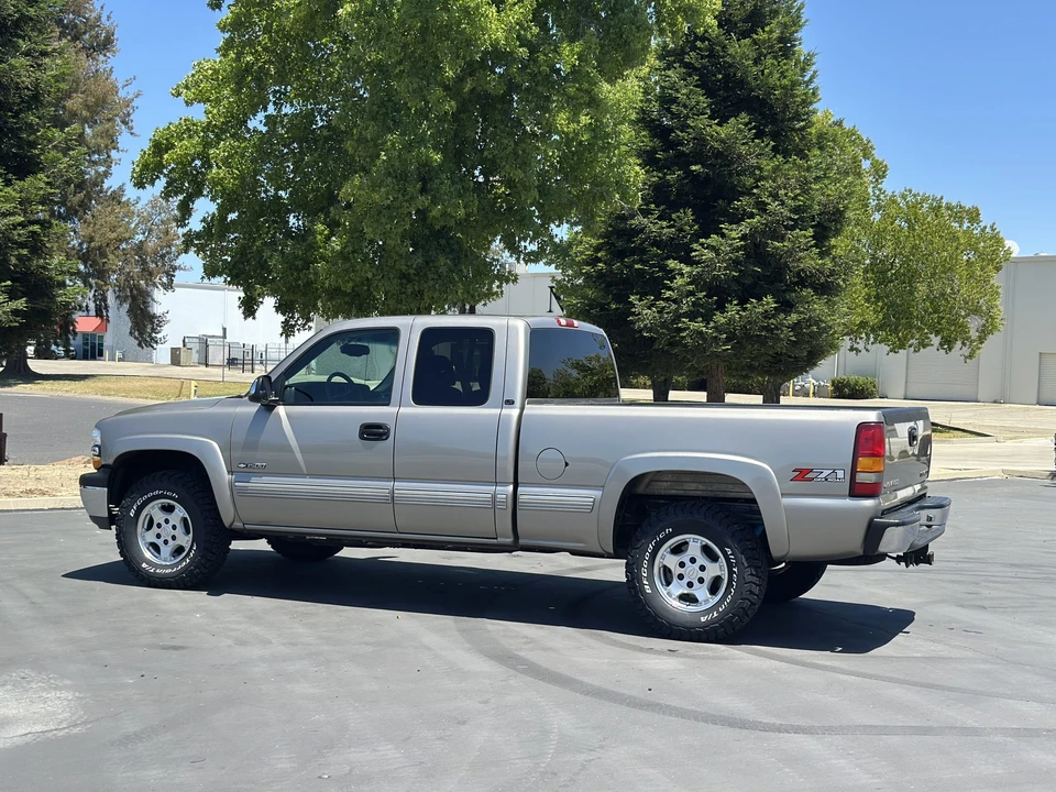 2001 Chevrolet Silverado 1st Gen - Image 13 of 31