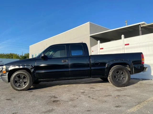 2001 Chevrolet Silverado 1st Gen - Image 2 of 12