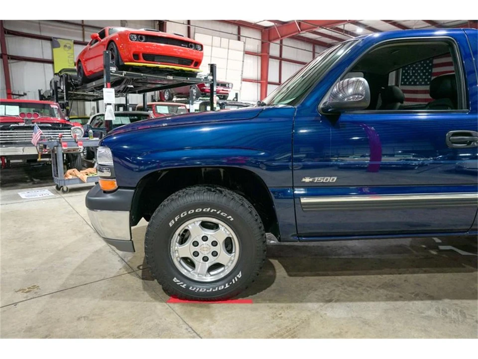 2001 Chevrolet Silverado 1st Gen - Image 3 of 31