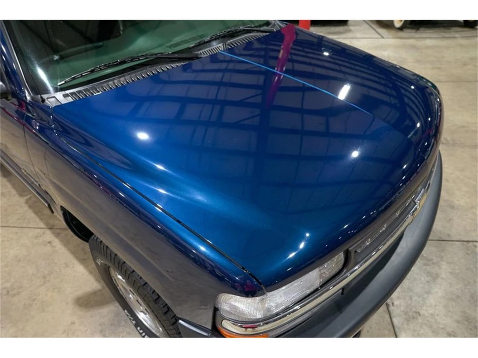 2001 Chevrolet Silverado 1st Gen - Image 18 of 31