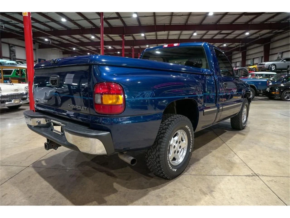 2001 Chevrolet Silverado 1st Gen - Image 8 of 31