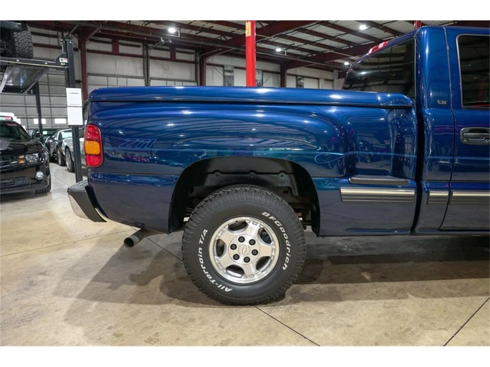 2001 Chevrolet Silverado 1st Gen - Image 9 of 31