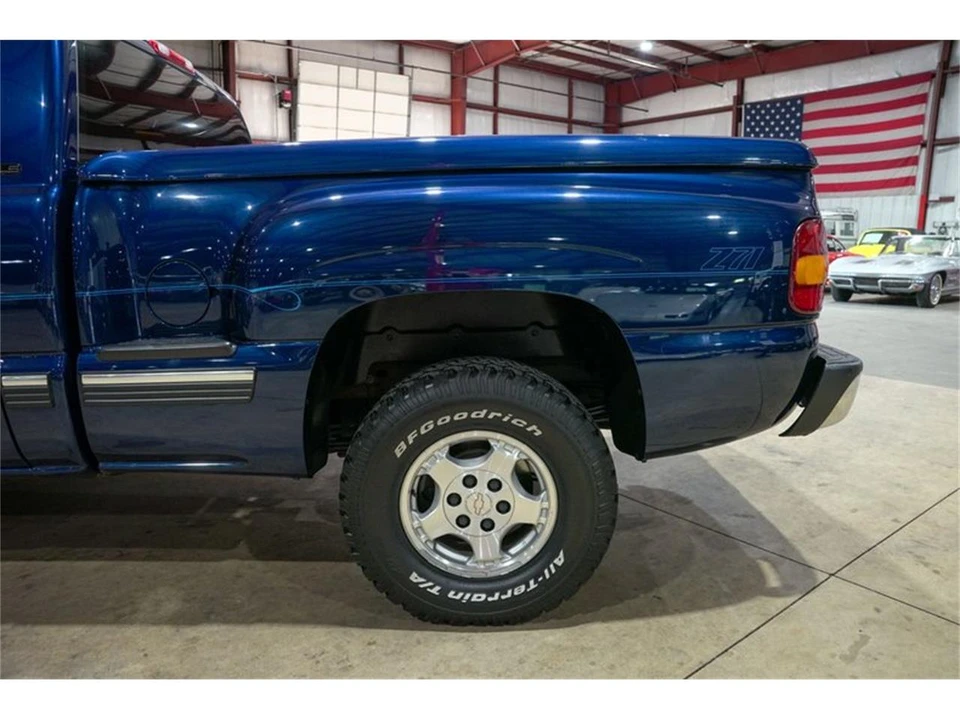 2001 Chevrolet Silverado 1st Gen - Image 5 of 31