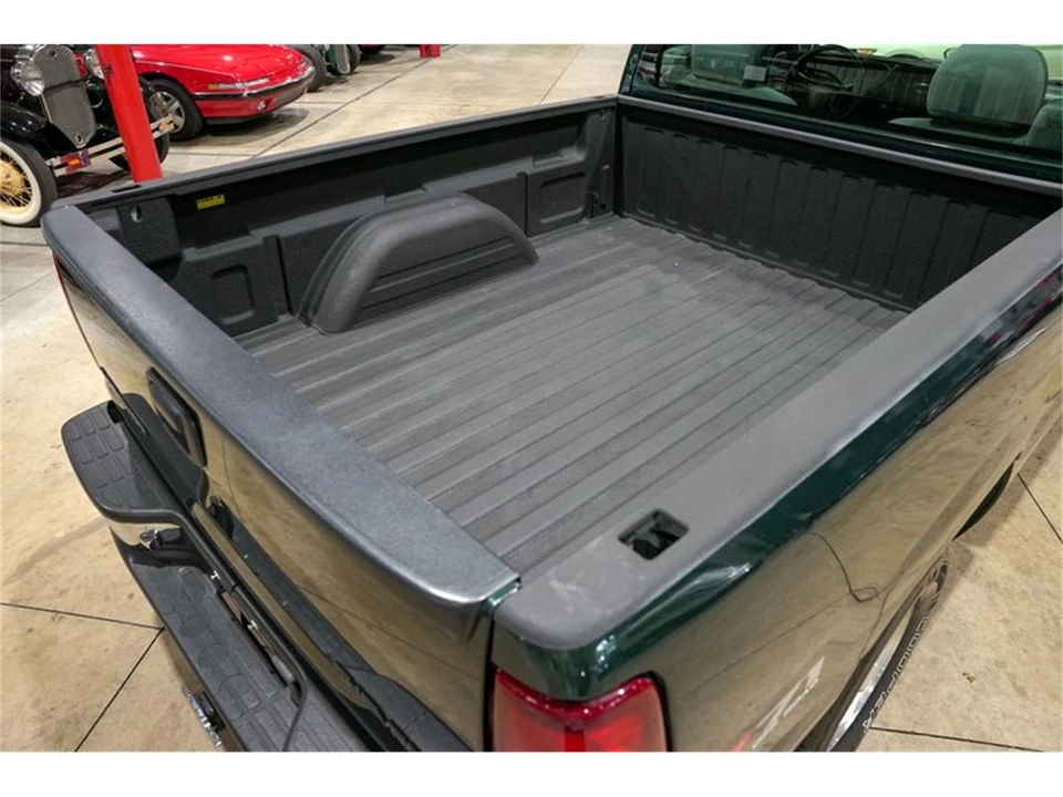 2001 Chevrolet Silverado 1st Gen - Image 20 of 31