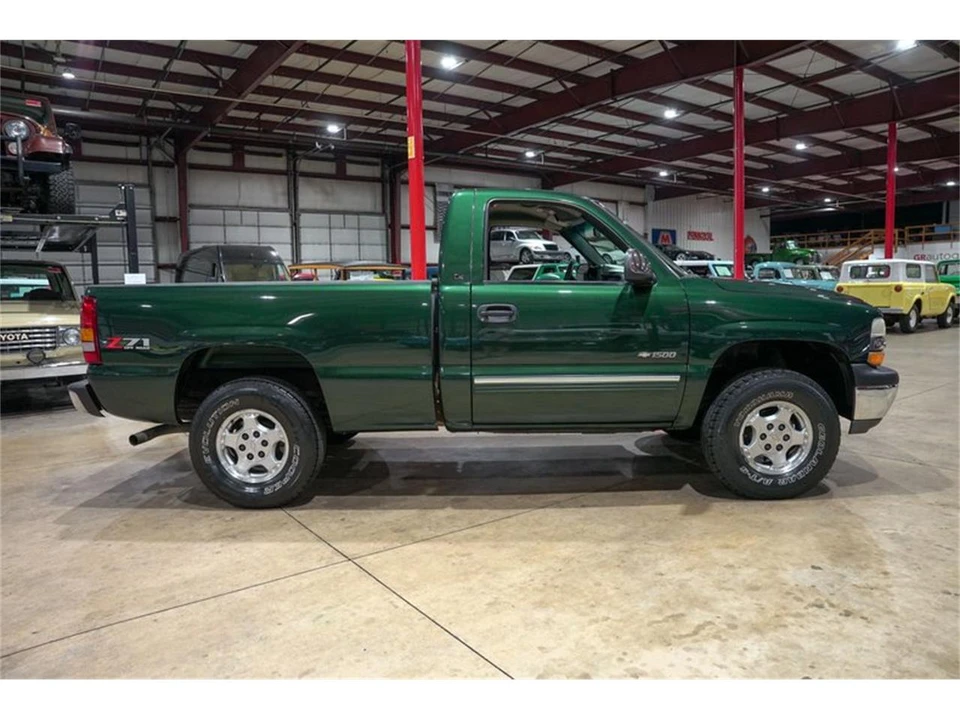 2001 Chevrolet Silverado 1st Gen - Image 10 of 31