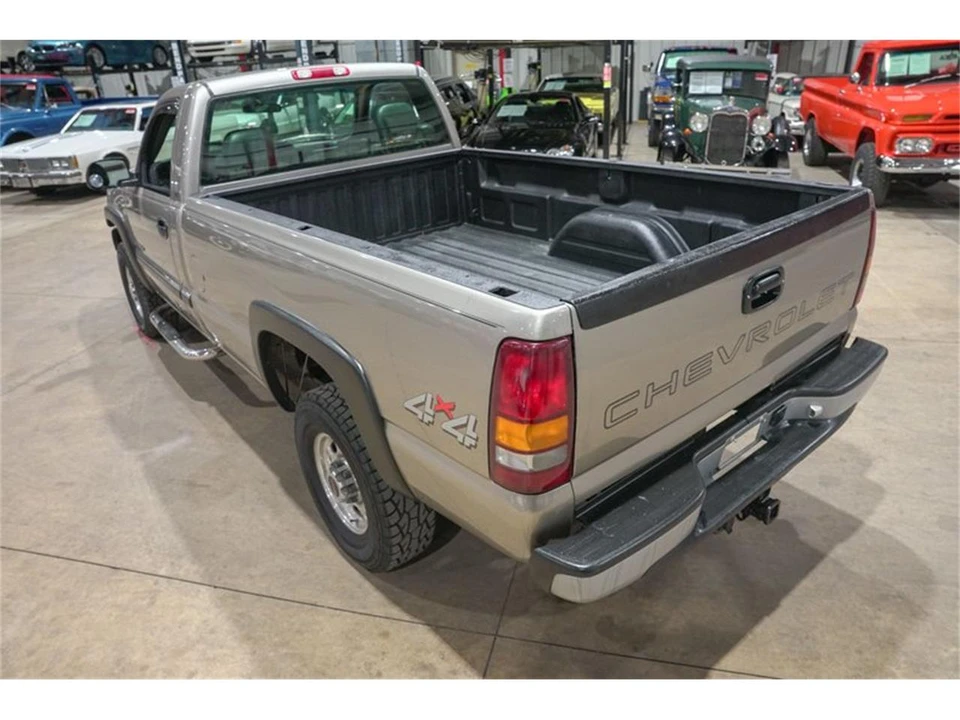 2001 Chevrolet Silverado 1st Gen - Image 16 of 31