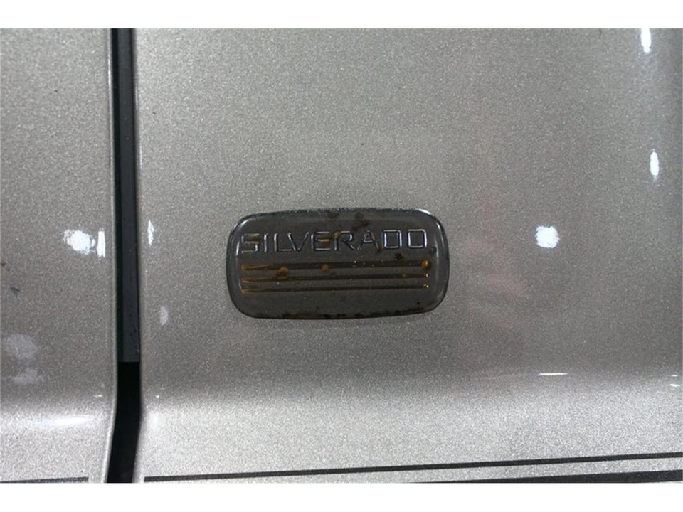 2001 Chevrolet Silverado 1st Gen - Image 23 of 31