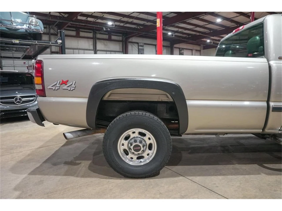 2001 Chevrolet Silverado 1st Gen - Image 9 of 31