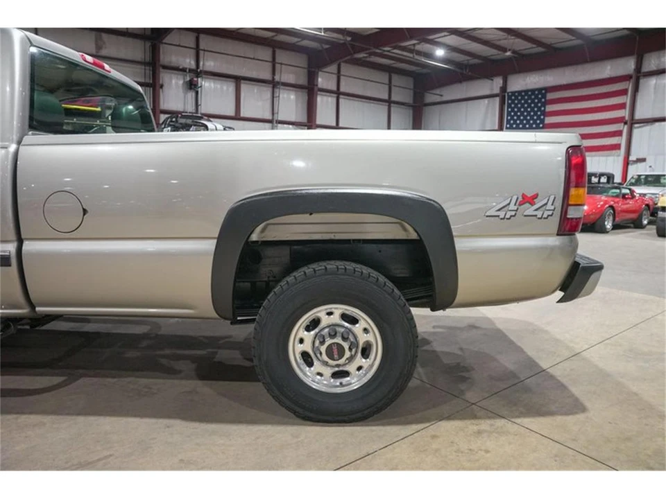 2001 Chevrolet Silverado 1st Gen - Image 5 of 31