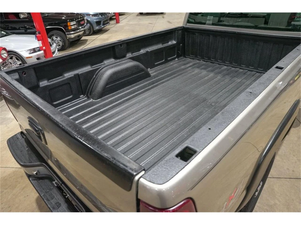 2001 Chevrolet Silverado 1st Gen - Image 20 of 31