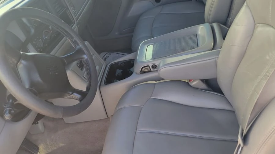 2001 Chevrolet Silverado 1st Gen - Image 3 of 9